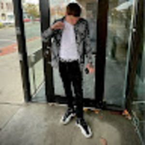 Meet your Posher, Kori